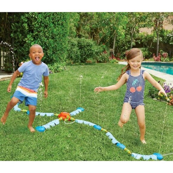 Little Tikes Dancing Sprinkler Fun - Picture 2 of 2